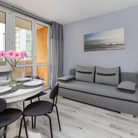 Family Apartment With Balcony In Gdynia By Noclegi Renters Екстериор снимка