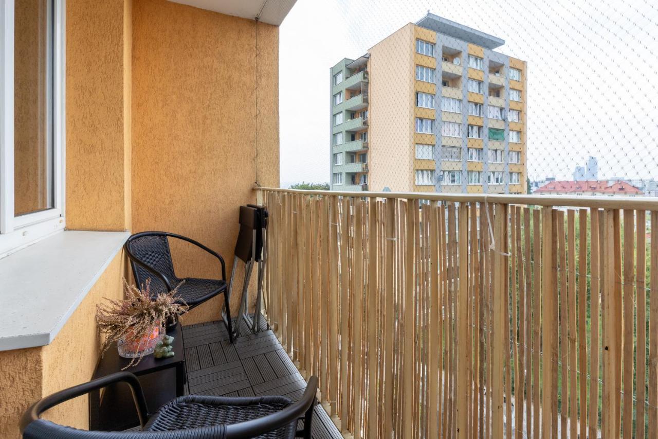 Family Apartment With Balcony In Gdynia By Noclegi Renters Екстериор снимка